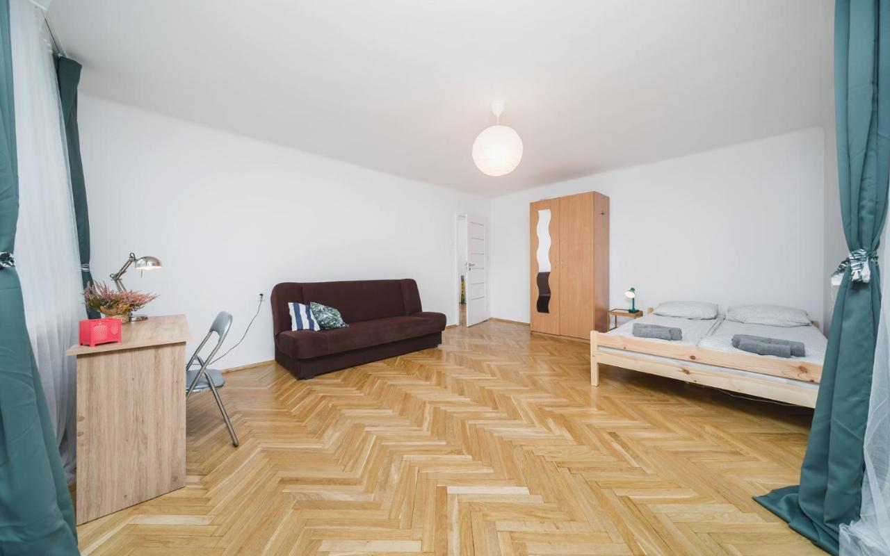 Sunshine Parkside Hideaway - 3 Bedroom - By Upstairs Kraków Exteriör bild