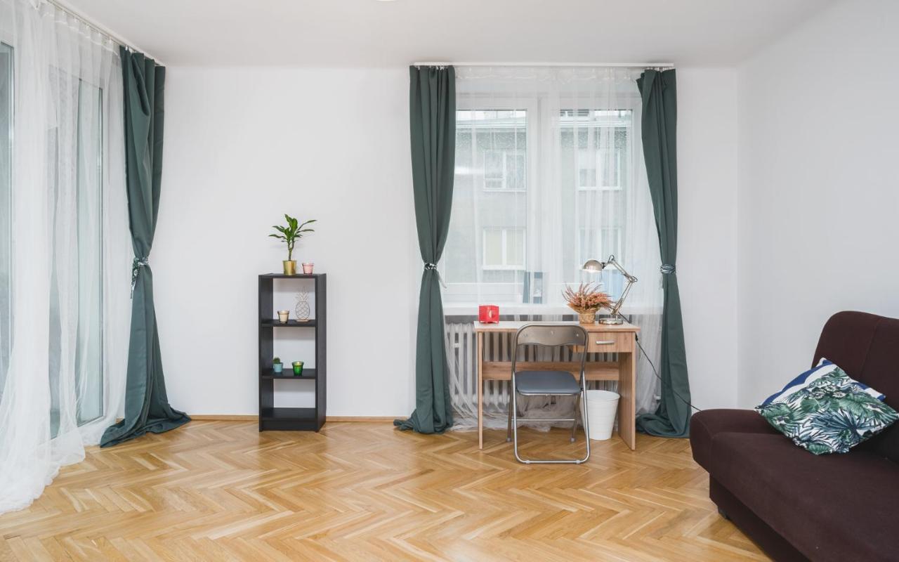 Sunshine Parkside Hideaway - 3 Bedroom - By Upstairs Kraków Exteriör bild
