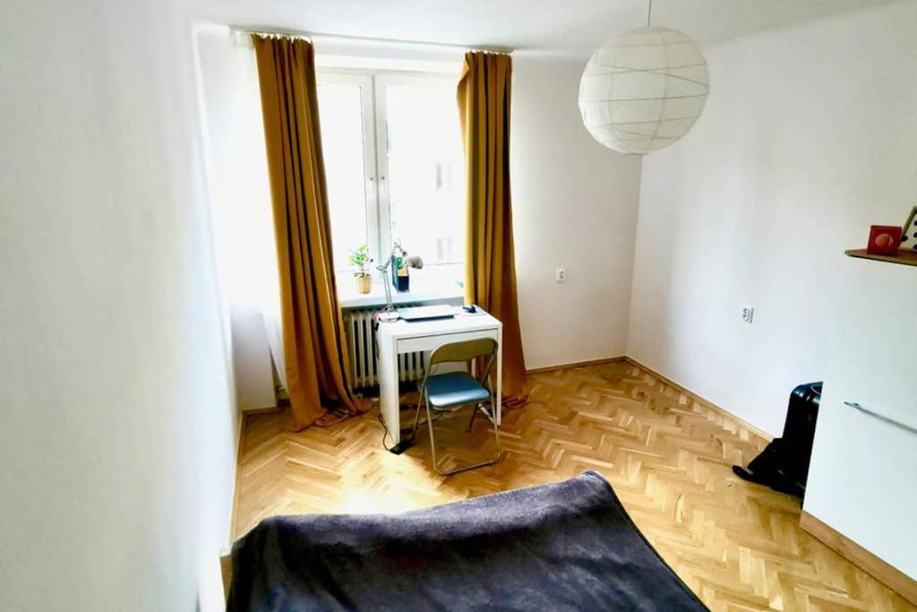 Sunshine Parkside Hideaway - 3 Bedroom - By Upstairs Kraków Exteriör bild